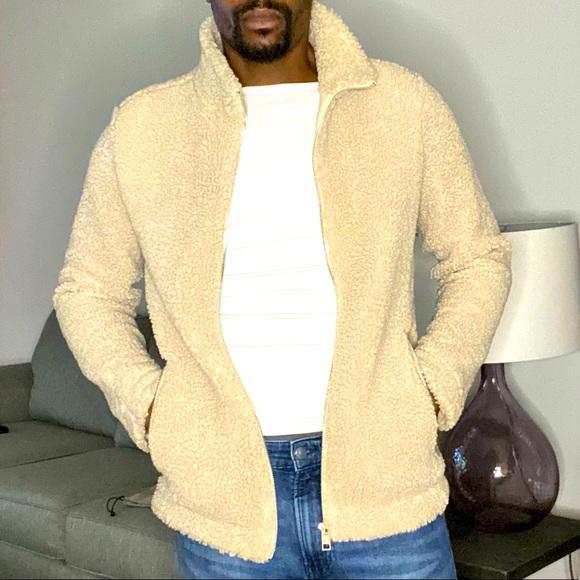 Faux Shearling Jacket 🧥 from H&M - Picture 2 of 5